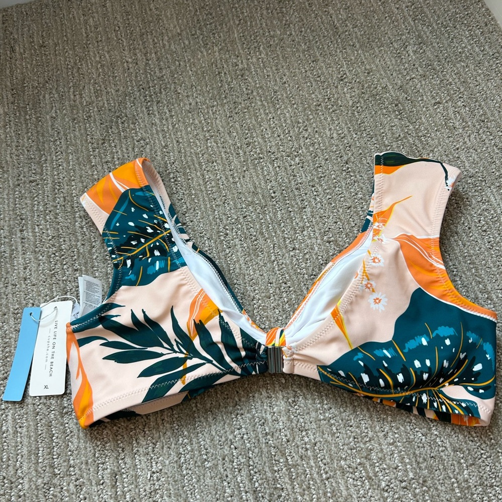 NWT CUTE Bust enhancing CUPSHE Bikini top. Cute tropical bikini with wide straps - Picture 4 of 8